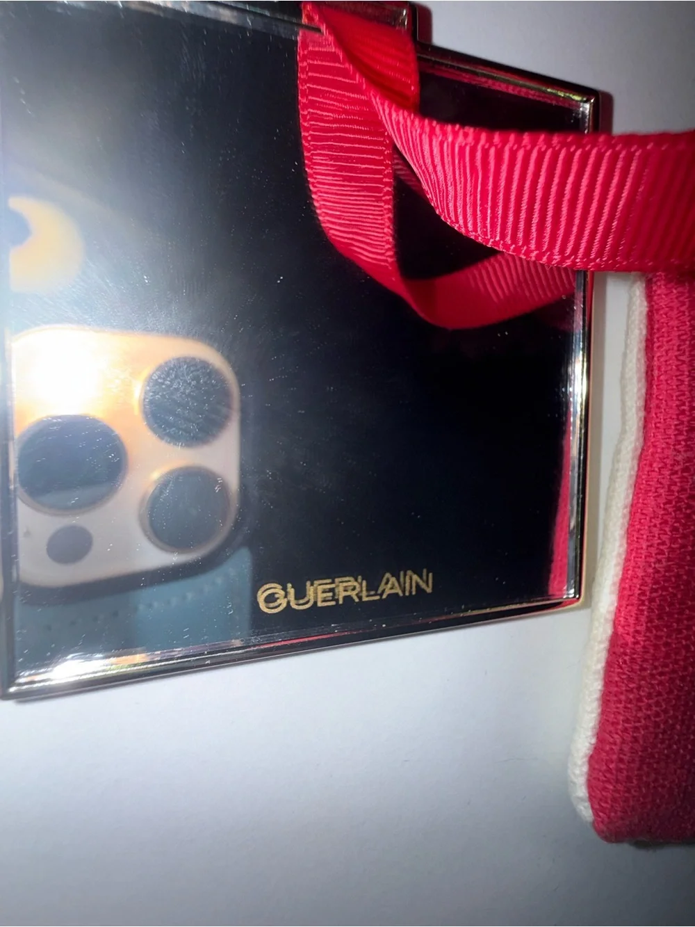 GUERLAIN red cream